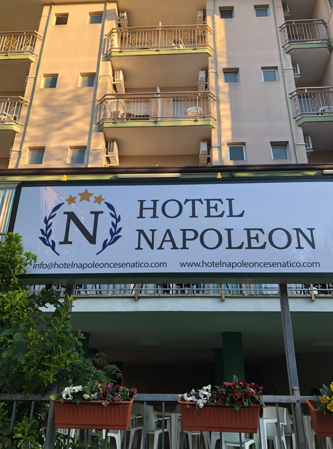 Hotel Napoleon Cesenatico Exteriör bild