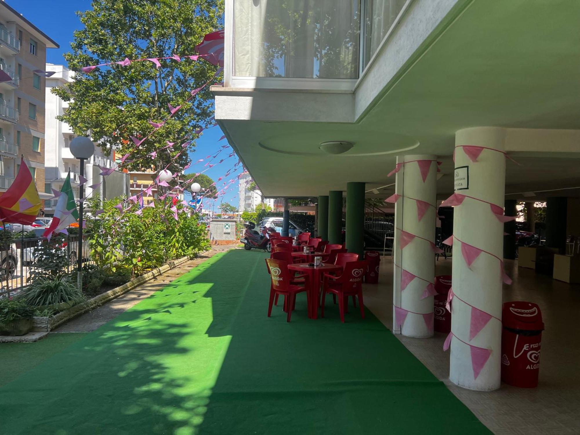 Hotel Napoleon Cesenatico Exteriör bild
