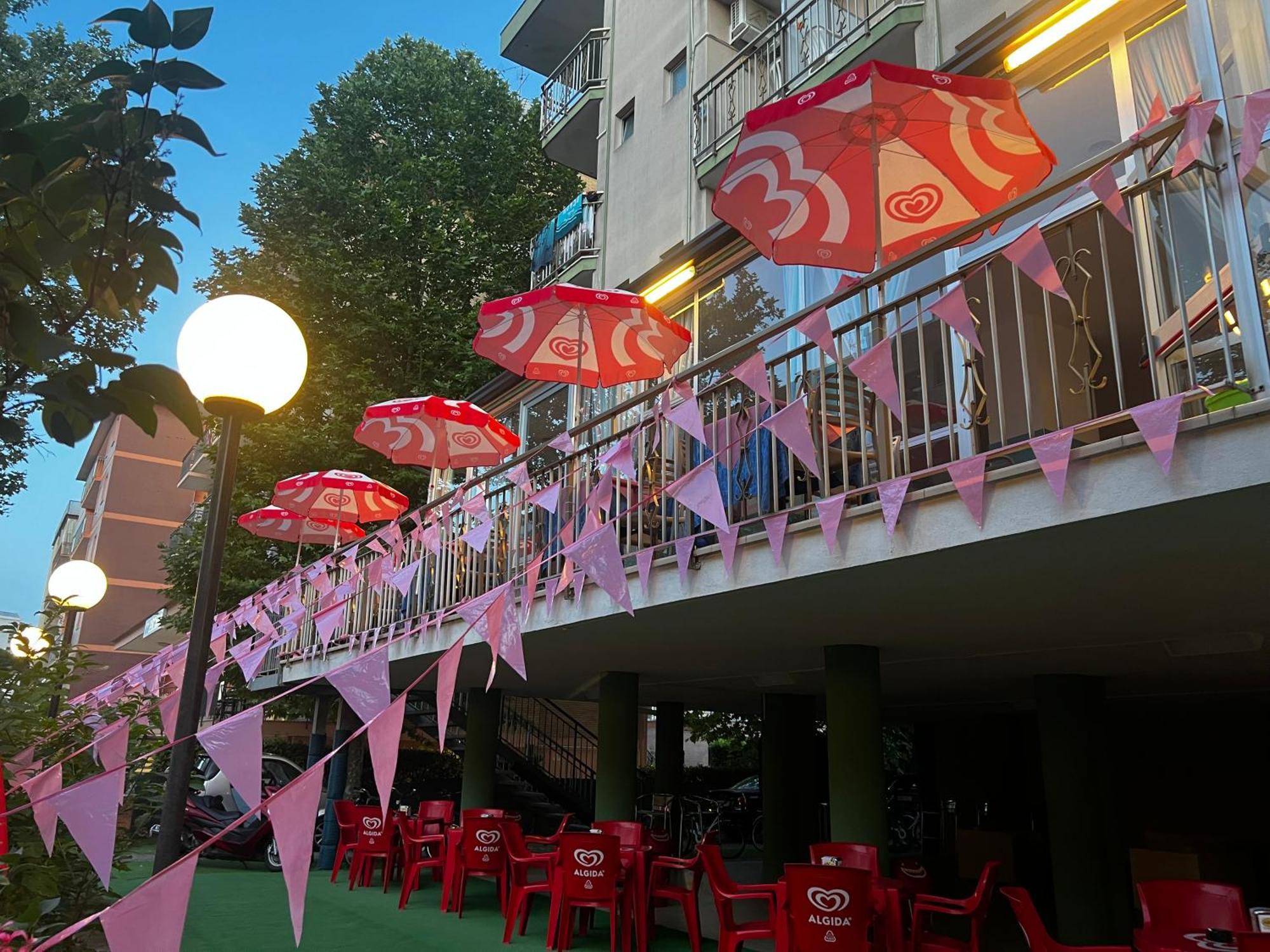 Hotel Napoleon Cesenatico Exteriör bild